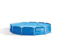 Intex 56996 - Le piscine della linea Metal Frame sono dotate di una robusta struttura in metallo con pareti lateral in PVC laminato a triplice stato con uno spessore extra resistente.