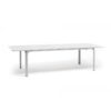 Elegante tavolo con piano dogato in DurelTop e gambe in alluminio verniciato a polveri. Piano estensibile da 210 cm a 280 cm. Facilmente montabile e smontabile.