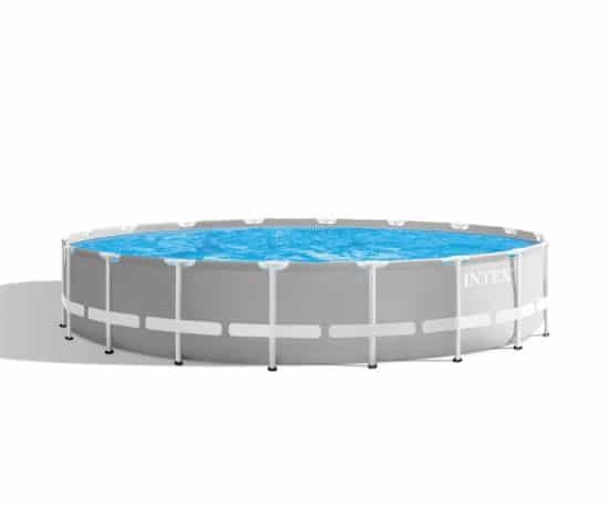 Intex 28752 - Le piscine della linea Prism Frame sono dotate di una robusta struttura in metallo con pareti lateral in PVC triplo strato SUPER –TOUGH™ e acciaio trattato resistente a ruggine e corrosione