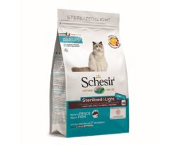 Schesir dry sterilized & light è la linea di secco che propone alimenti completi e bilanciati per gatti sterilizzati di tutte le razze